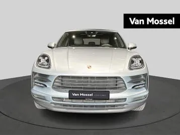 Porsche Macan 2021 photo 2