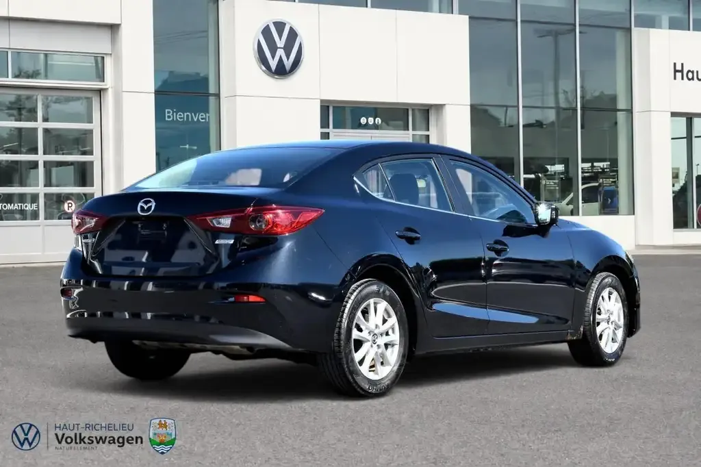 Mazda 3 2016 photo 4