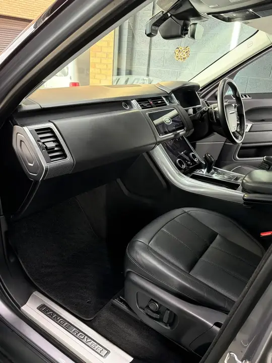Land Rover Range Rover Sport 2020 photo 4