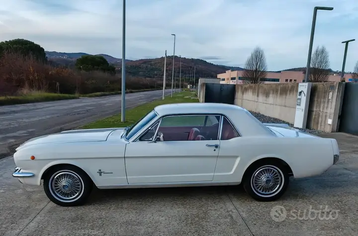 Ford Mustang 1960 photo 4