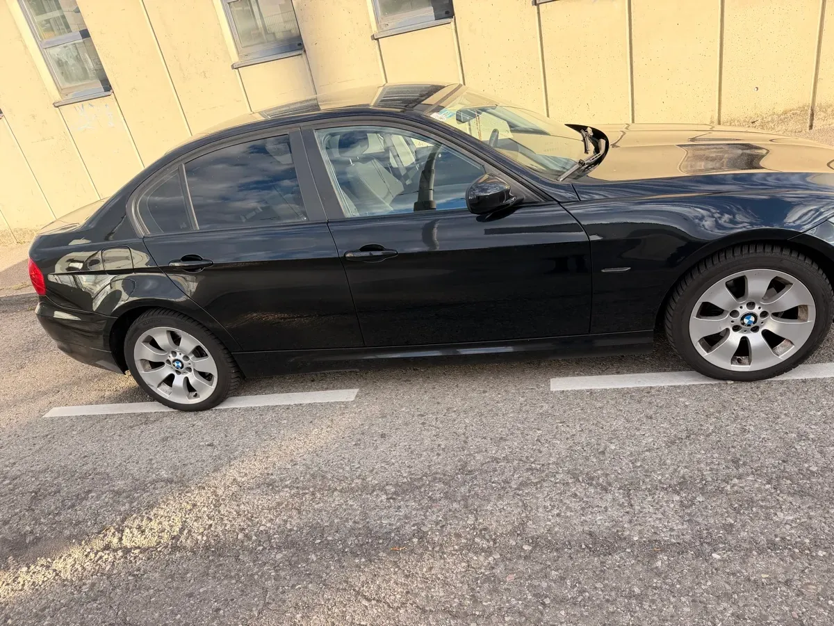 BMW 3 Series 2008 photo 3
