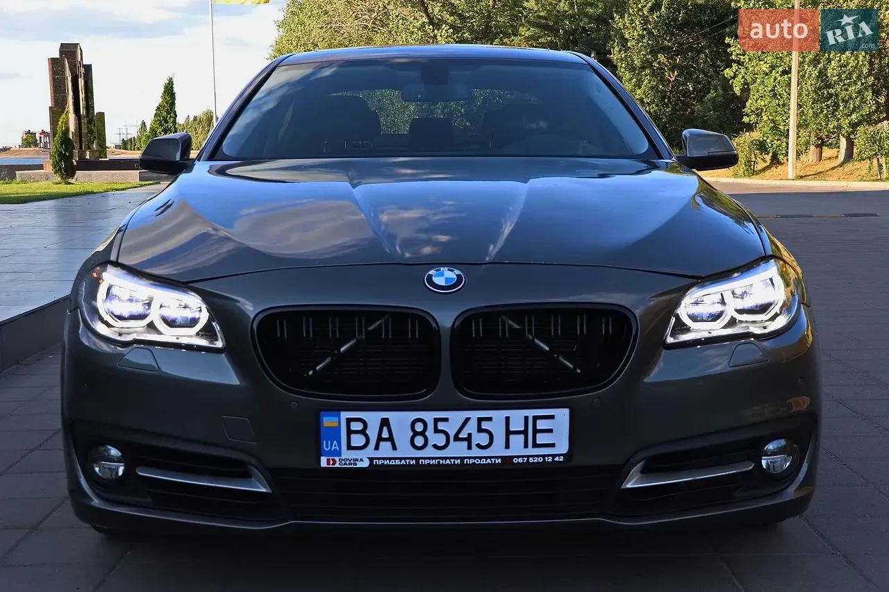 BMW 5 Series 2015 photo 2