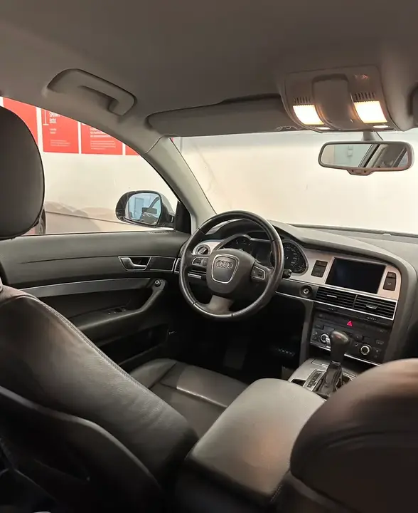 Audi A6 2010 photo 3