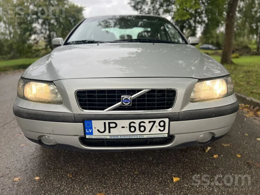 Volvo S60