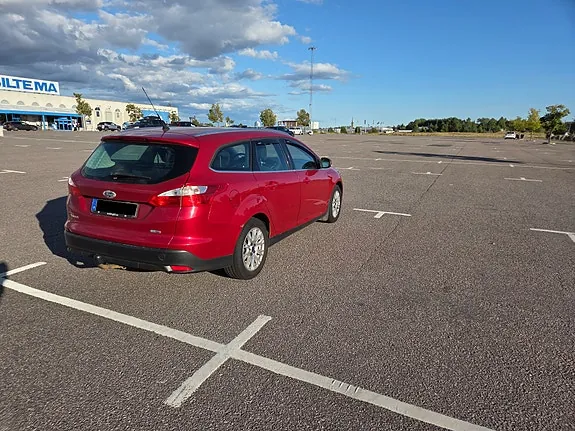 Ford Focus 2011 photo 4