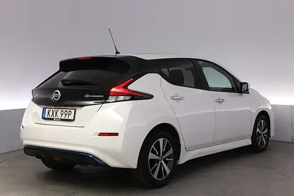 Nissan Leaf 2021 photo 5