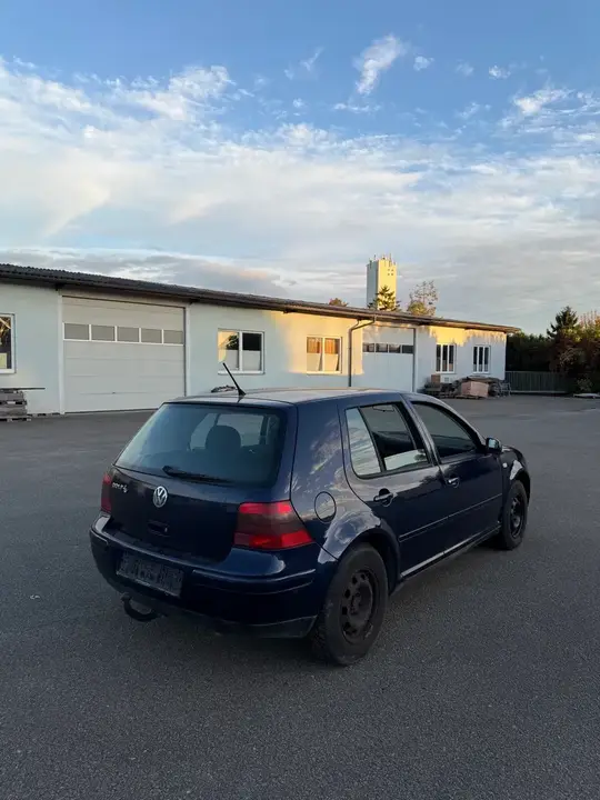 Volkswagen Golf 2000 photo 3