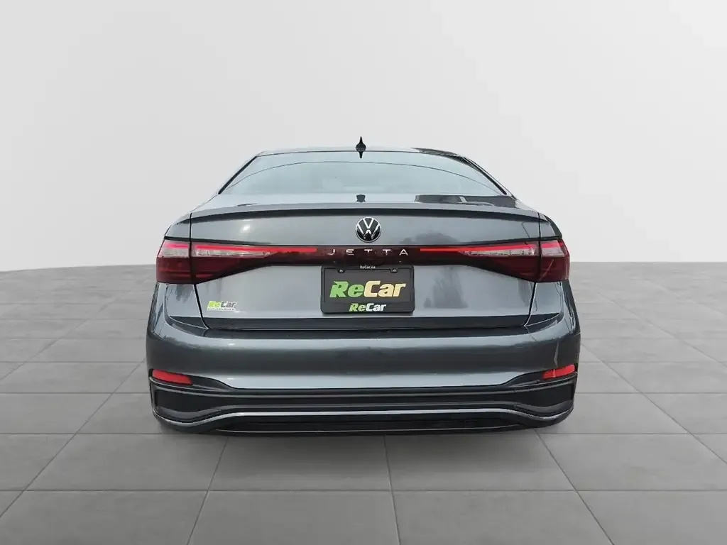Volkswagen Jetta 2025 photo 2