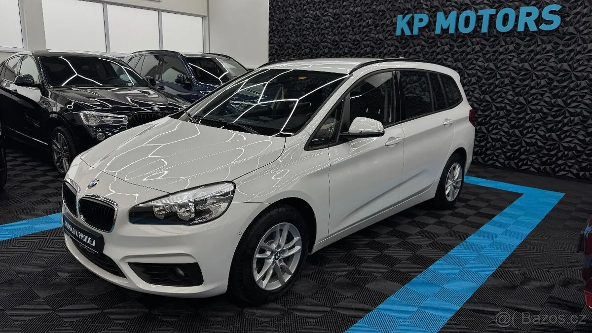 BMW 218I Gran Tourer 2017 photo 2