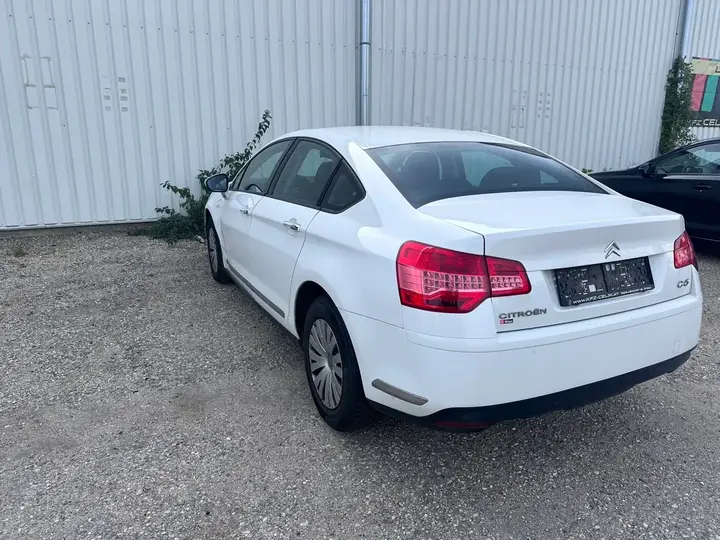 Citroen C5 2009 photo 3