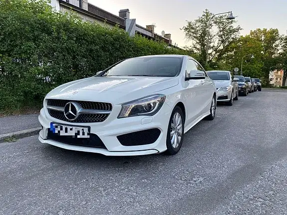 Mercedes-Benz Cla 180 2015 photo 2