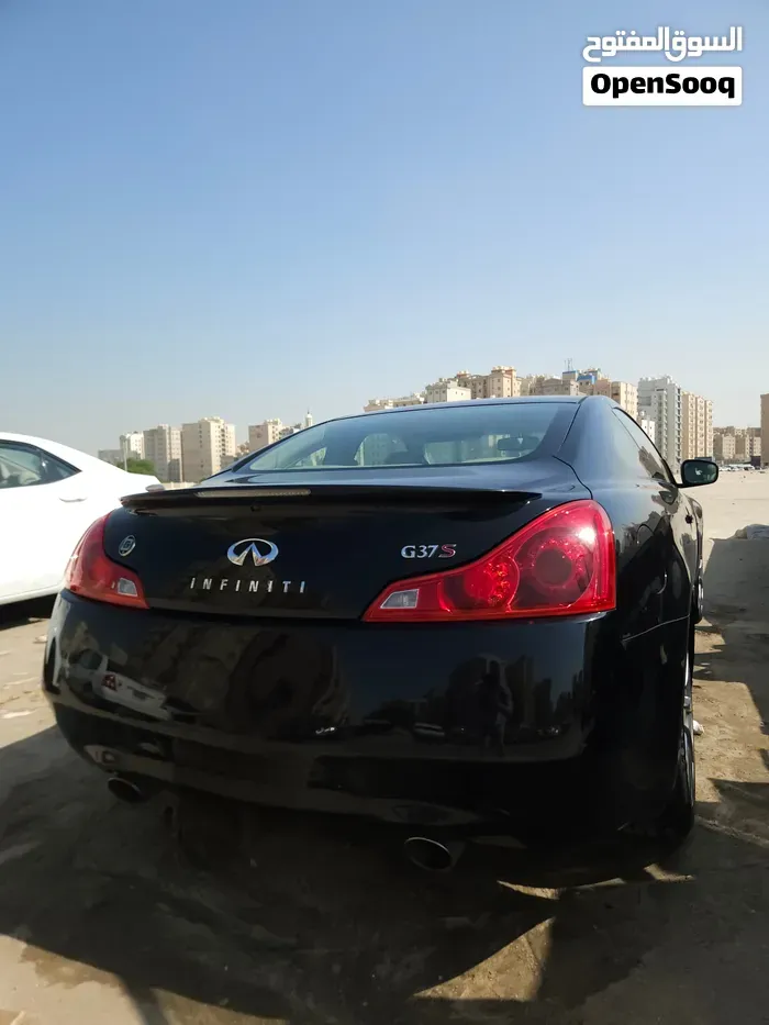 Infiniti G37