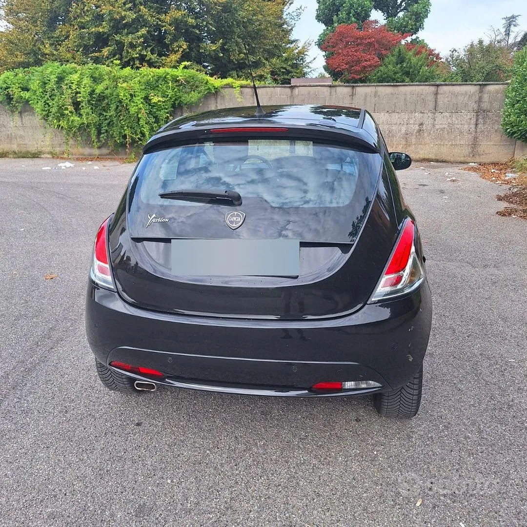Lancia Ypsilon 2018 photo 3