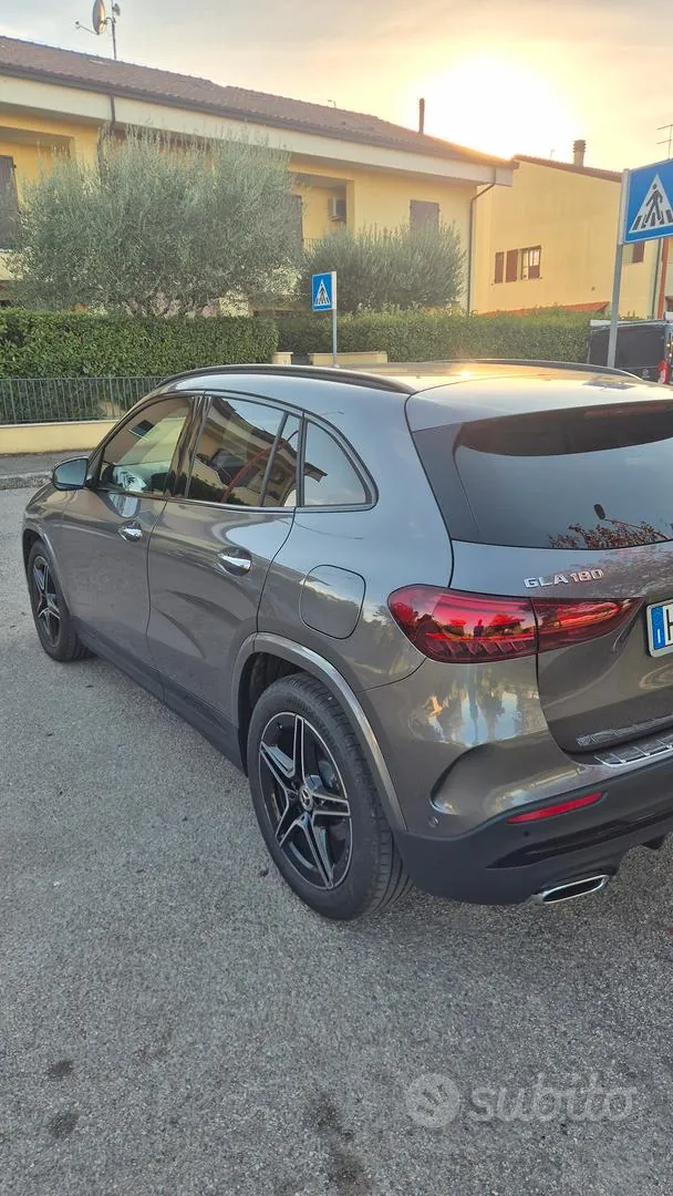 Mercedes-Benz Gla 2025 photo 3