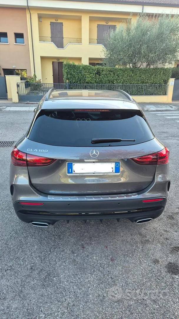 Mercedes-Benz Gla 2025 photo 4