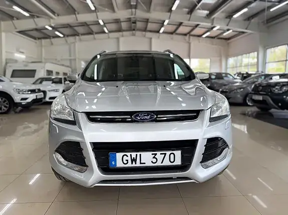 Ford Kuga 2015 photo 2