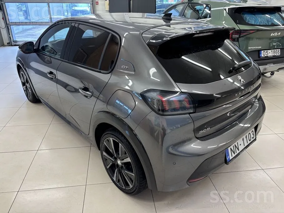 Peugeot 208 2023 photo 3