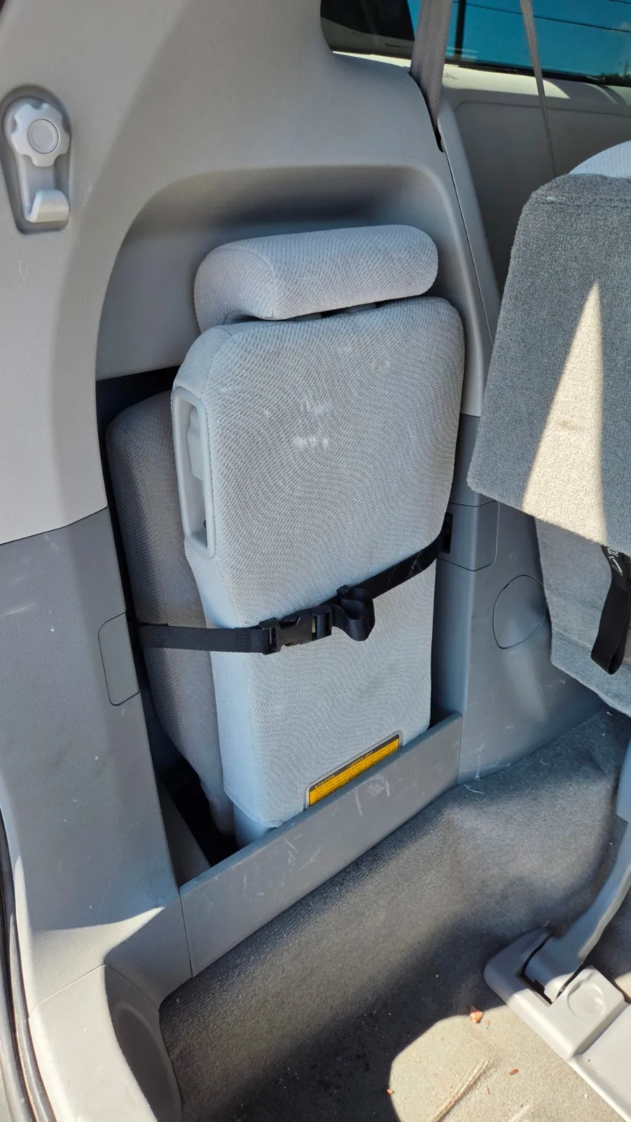 Toyota Sienna 2013 photo 4