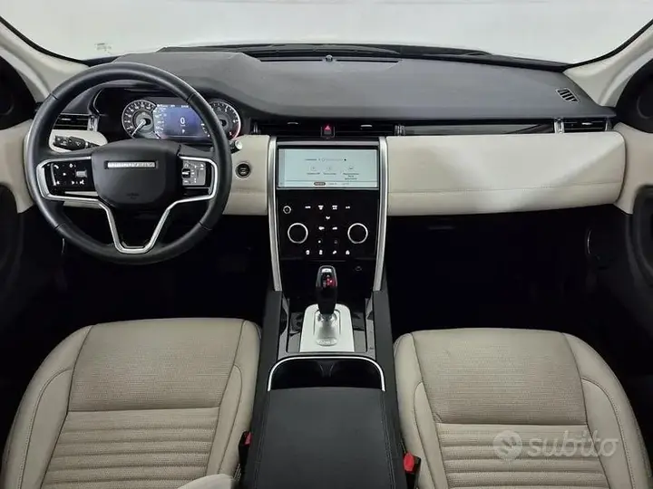 Land Rover Discovery Sport 2022 photo 4