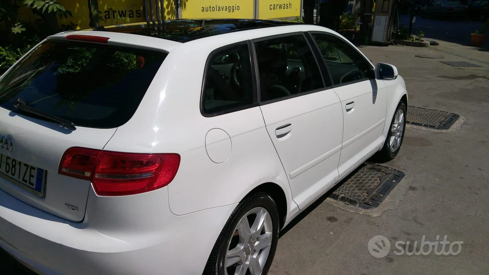 Audi A3 Sportback 2011 photo 2