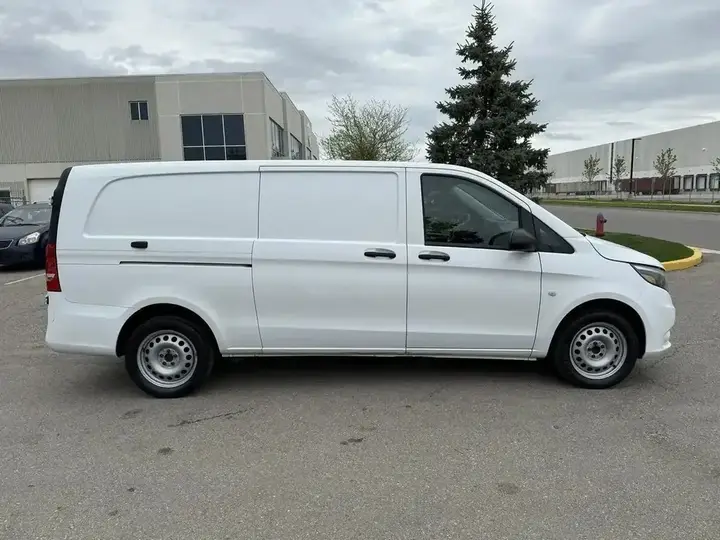 Mercedes-Benz Metris Van 2019 photo 5