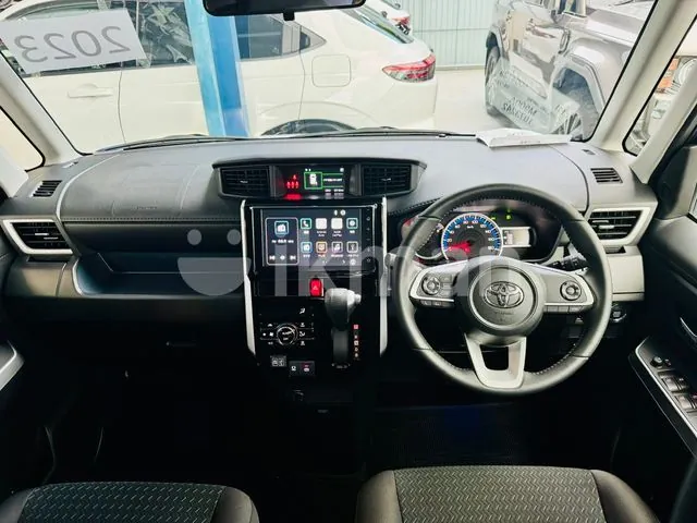 Toyota Roomy 2023 photo 5