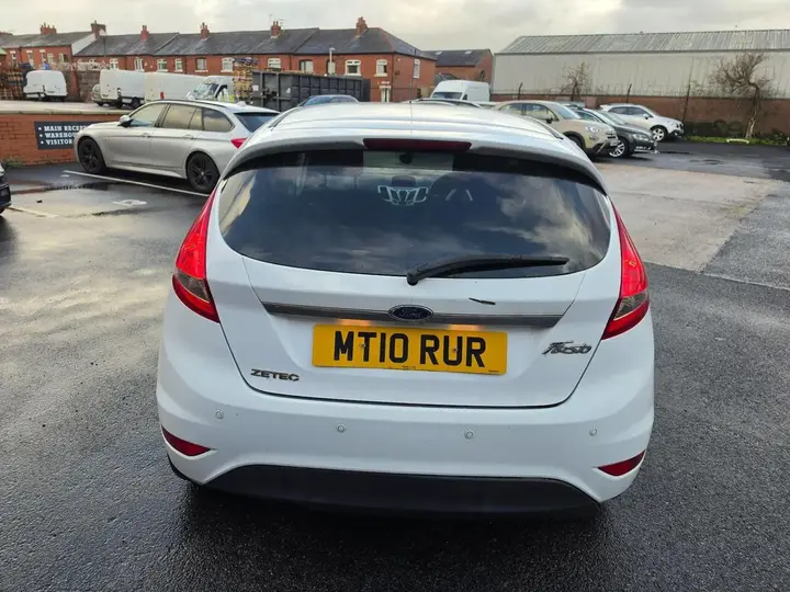 Ford Fiesta 2010 photo 5