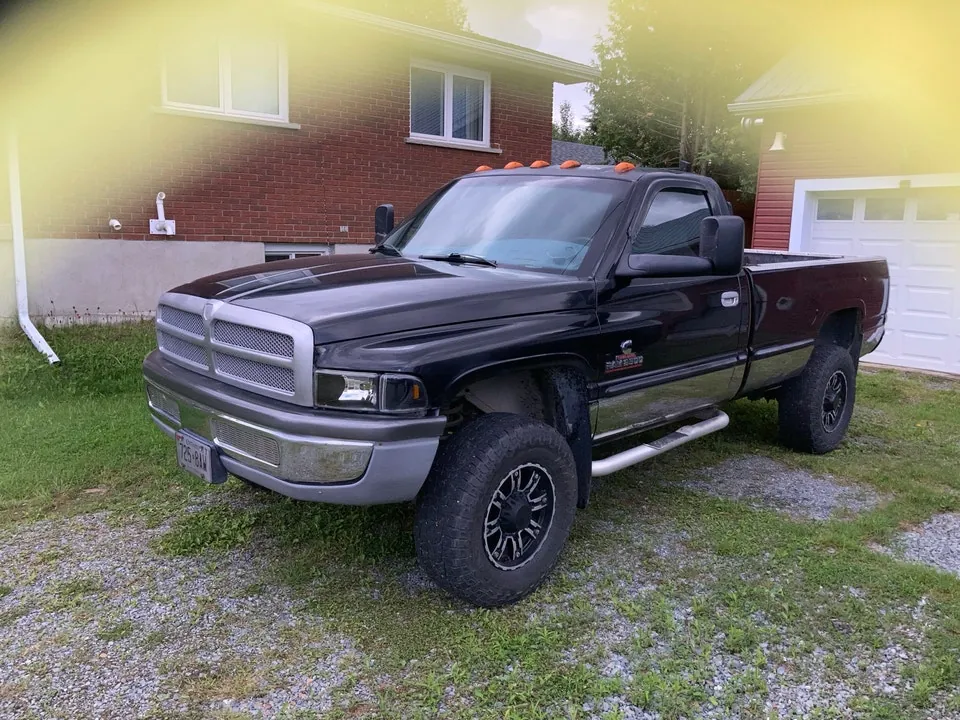 Dodge Ram 2500 1999 photo 2