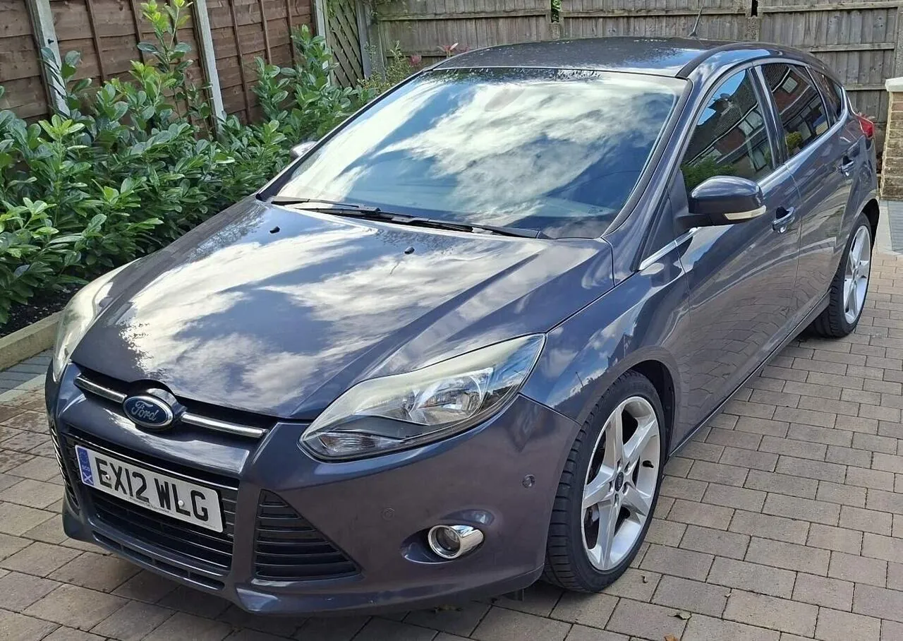 Ford Focus 2012 photo 3