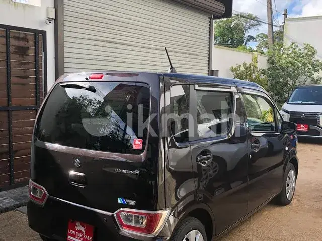 Suzuki Wagon R Fx 2025 photo 2
