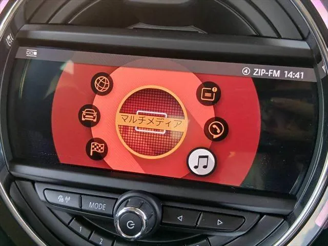 Mini Cooper D 2020 photo 5