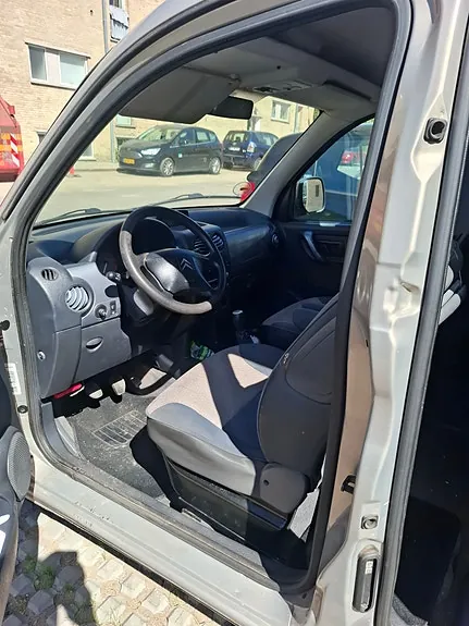 Citroen Berlingo 2004 photo 3