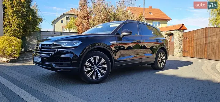 Volkswagen Touareg 2019 photo 3