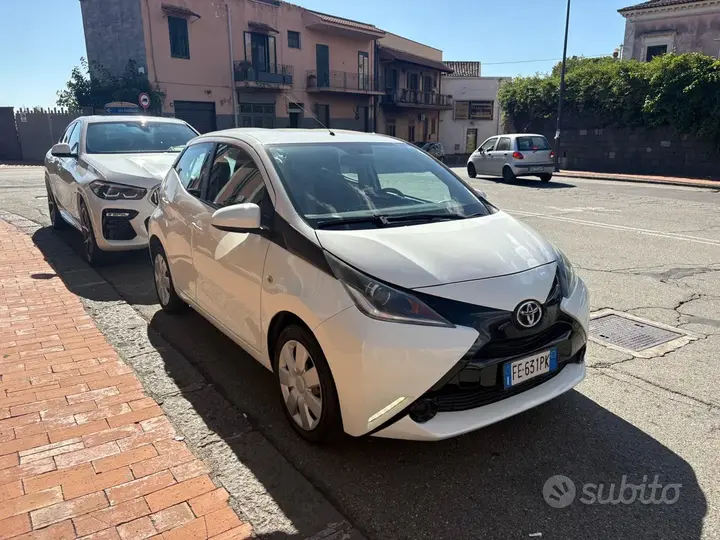 Toyota Aygo 2016 photo 2