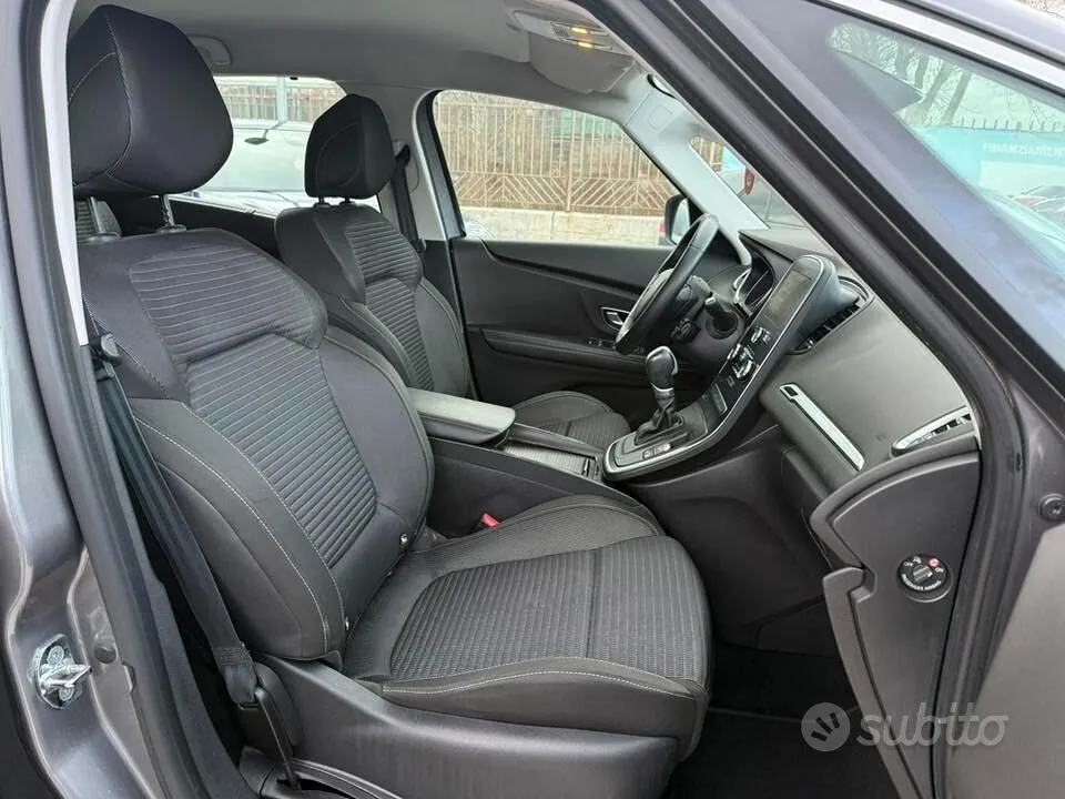 Renault Grand Scenic 2019 photo 2