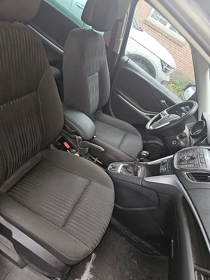 Opel Zafira Tourer 2012 photo 4