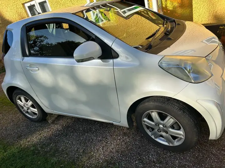 Toyota Iq 2014 photo 3