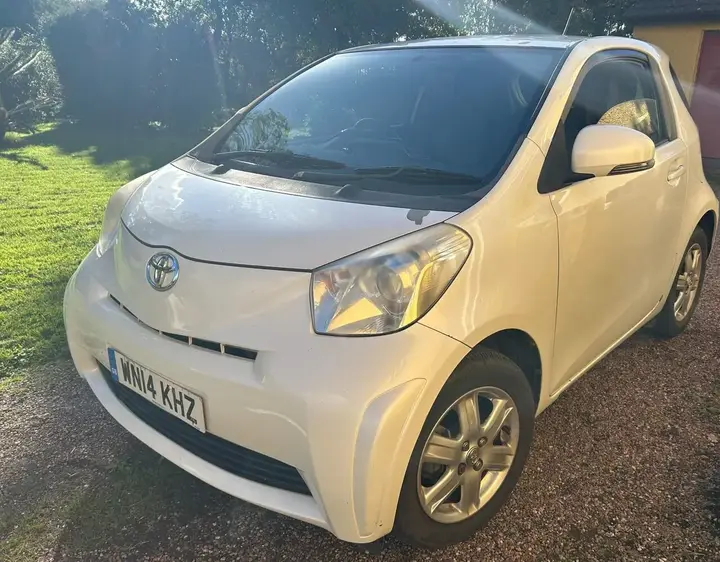 Toyota Iq