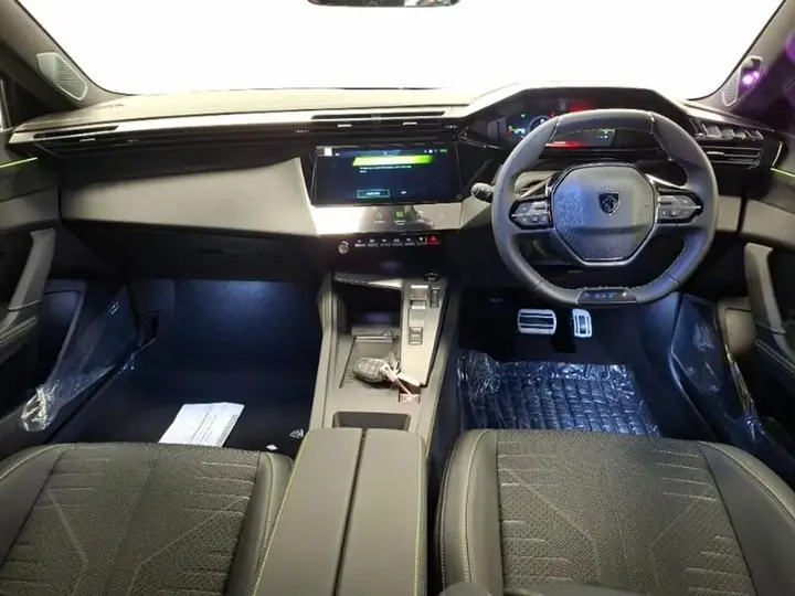 Peugeot 308 2026 photo 3