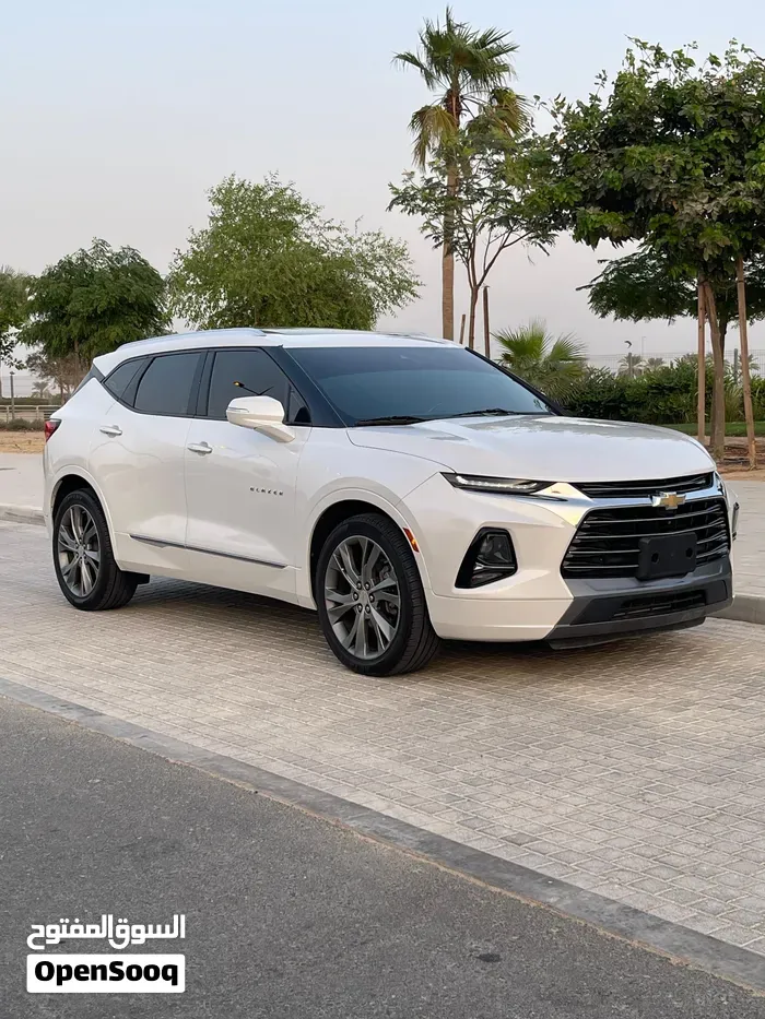 Chevrolet Blazer 2020 photo 2