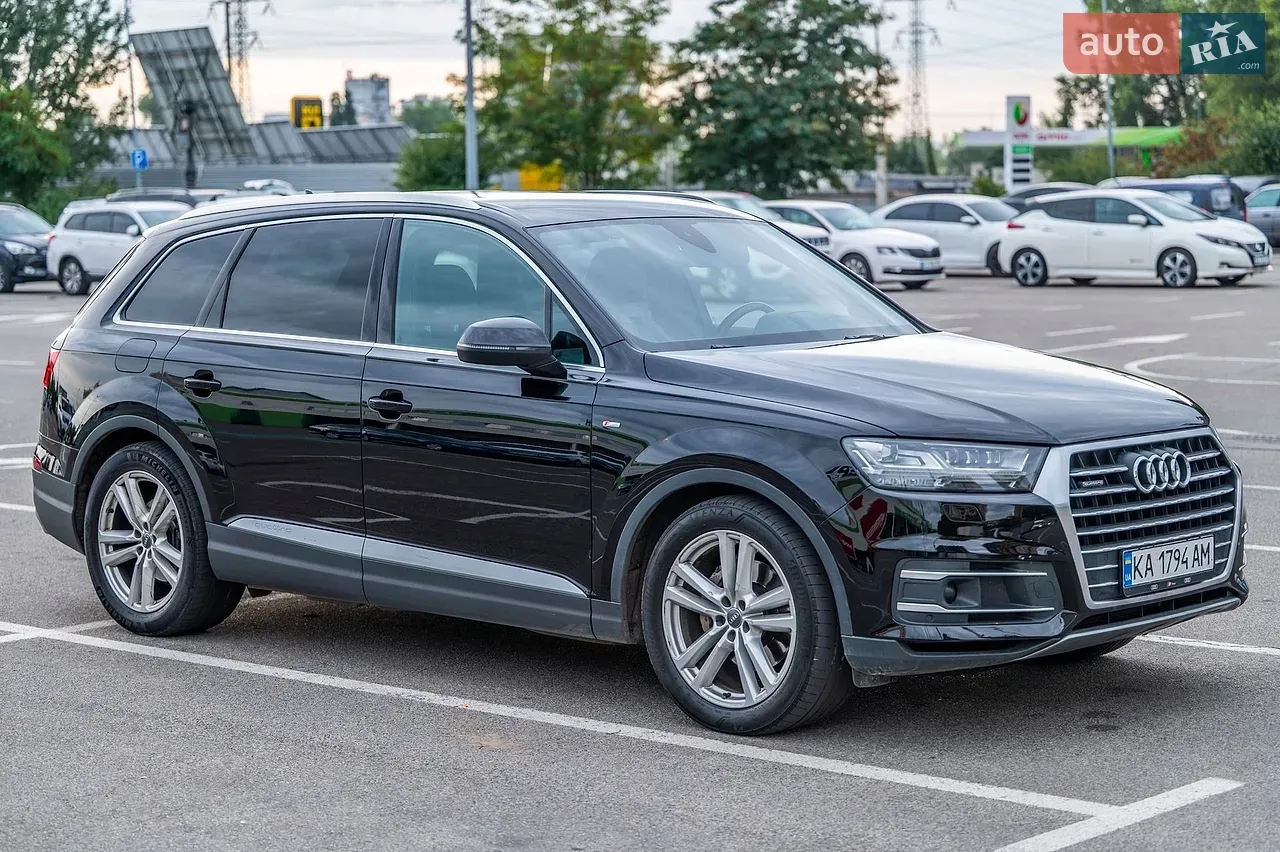 Audi Q7 2016 photo 4