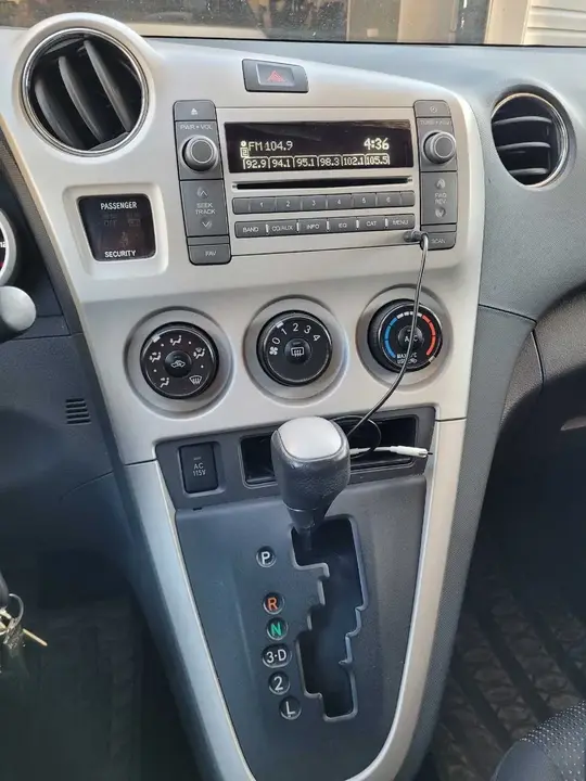 Pontiac Vibe 2009 photo 5