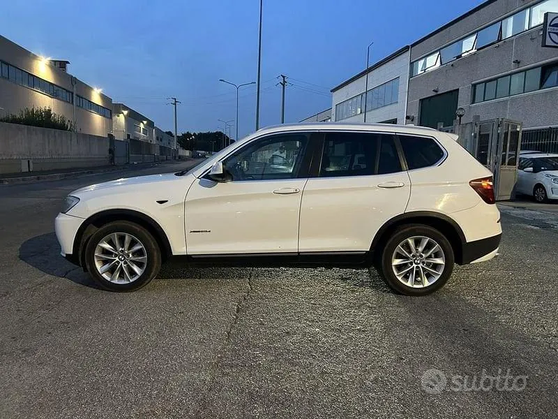 BMW X3 2012 photo 3