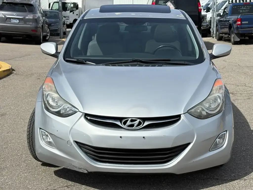 Hyundai Elantra 2013 photo 2