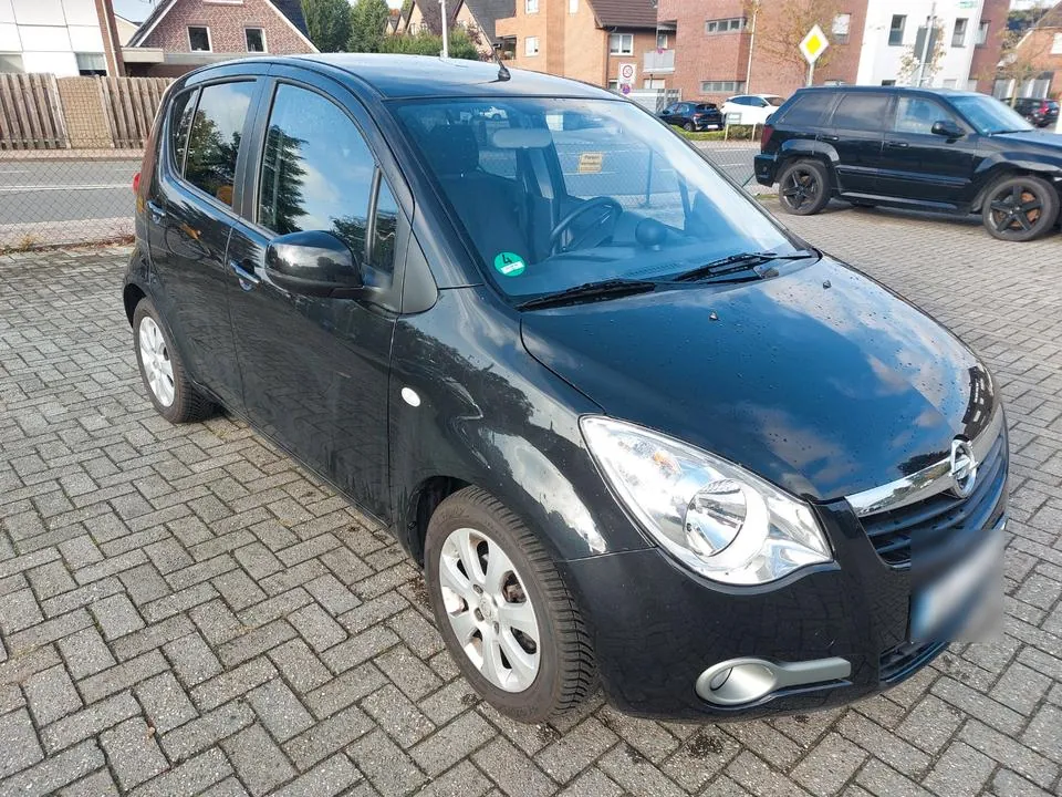 Opel Agila