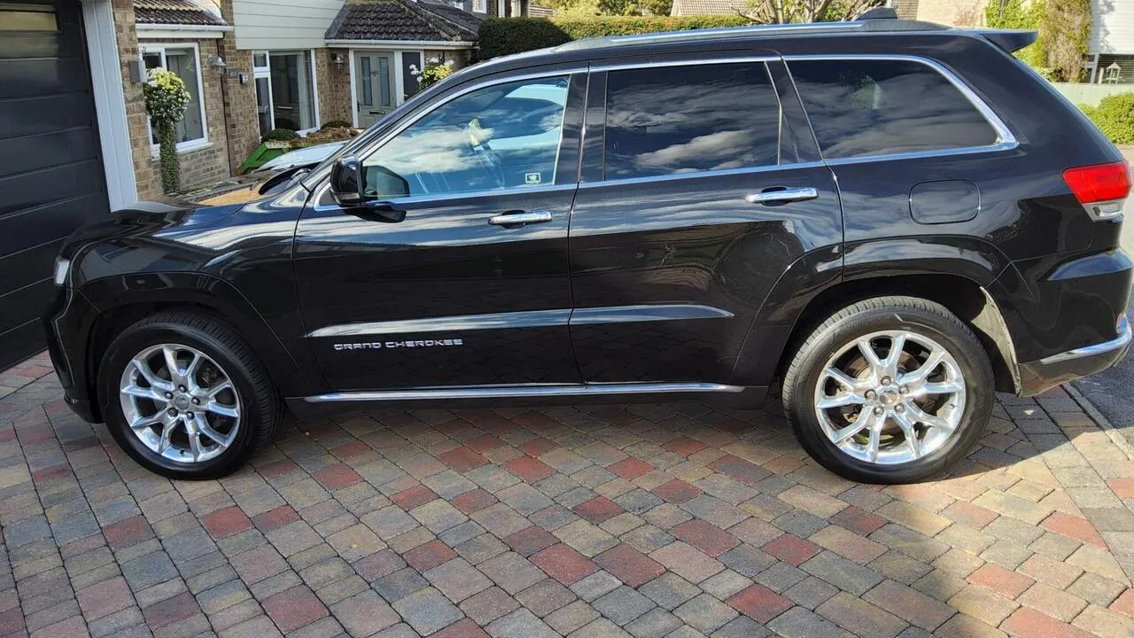 Jeep Grand Cherokee 2016 photo 3