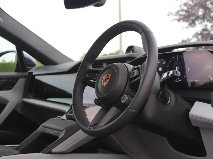 Porsche Cayenne 2026 photo 5
