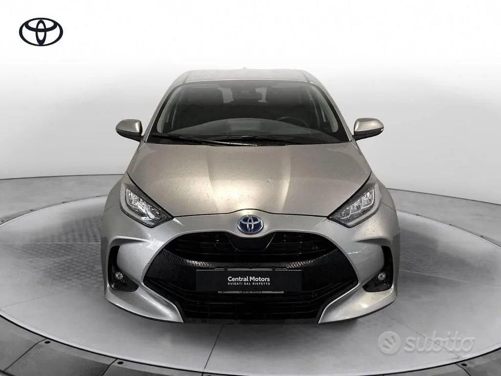 Toyota Yaris 2020 photo 2