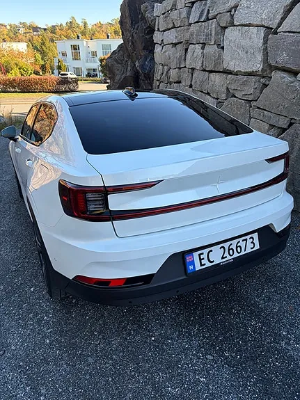 Polestar 2 2021 photo 3