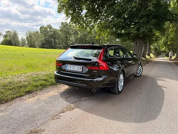 Volvo V90 2020 photo 2